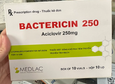 Thuốc Bactericin 250mg Acyclovir