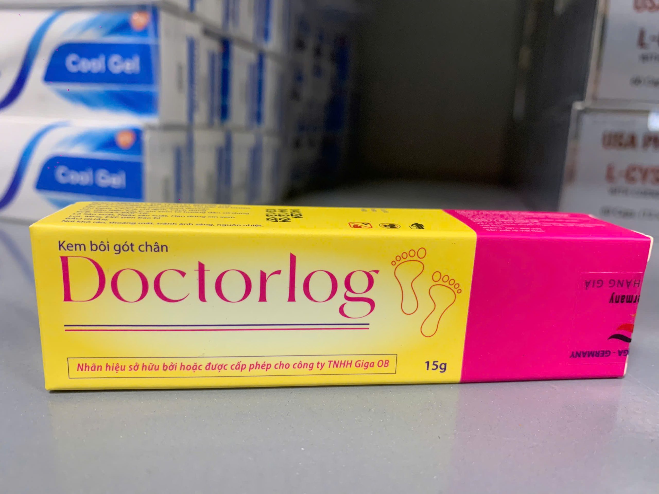 Kem bôi gót chân doctorlog-giga