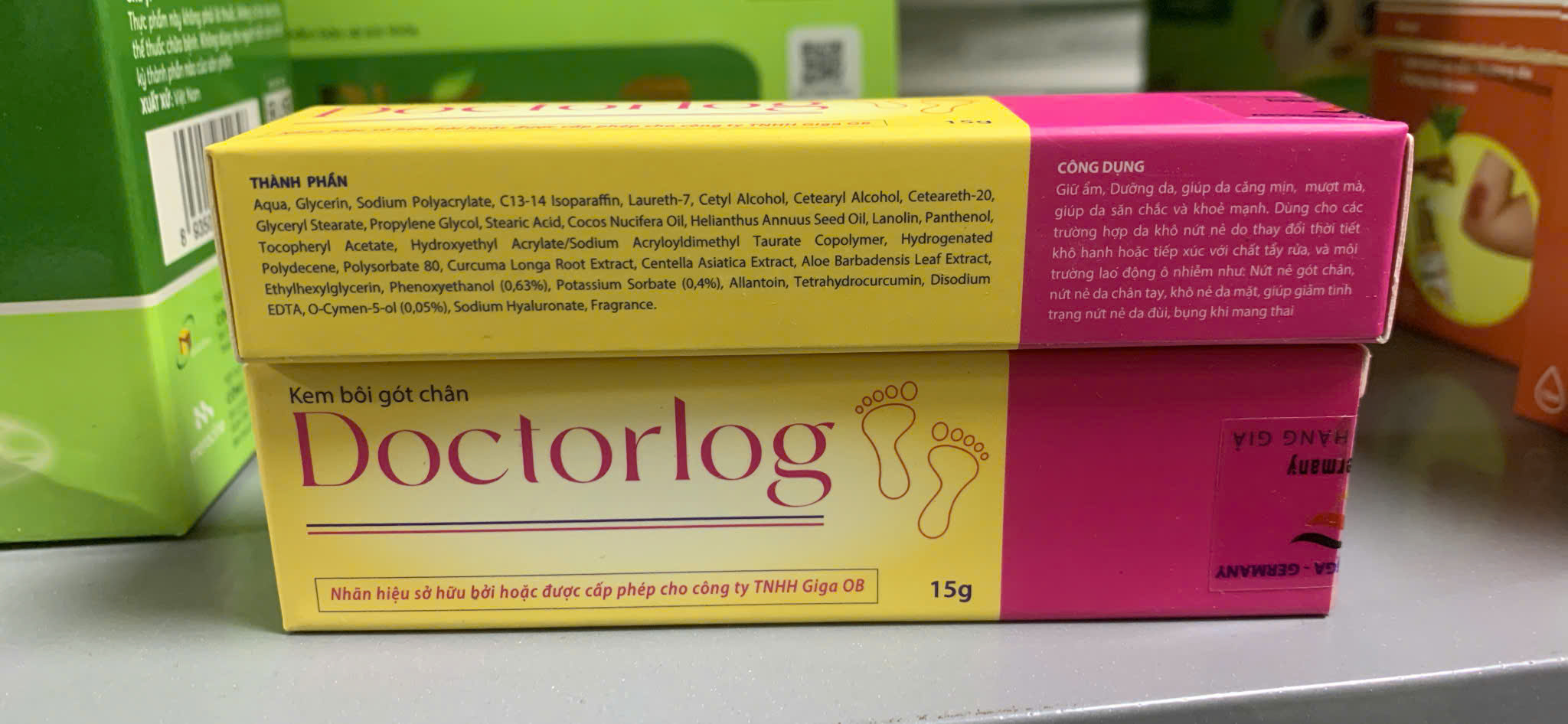 Kem bôi gót chân Doctorlog 15g - Germany